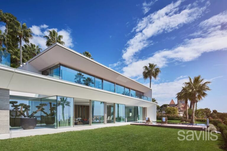 A contemporary villa with stunning sea views
