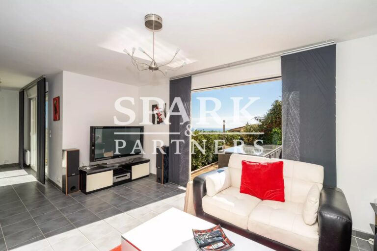 LA TURBIE – FAMILY HOME WITH SEA VIEW