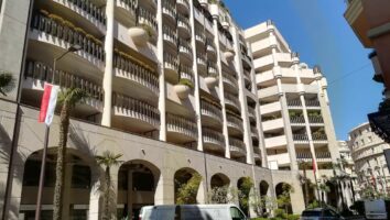 EXCLUSIVE – CARRÉ D’OR – 3-Room Office