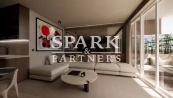 Superb, fully renovated 2-room apartment