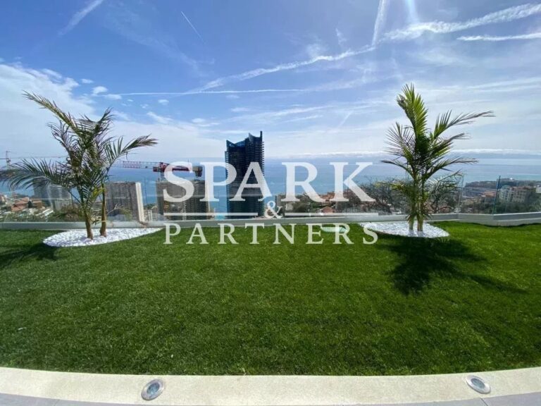 Superb Modern Villa with Panoramic Sea View