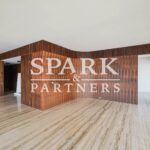 MONACO – PORT – APARTMENT TO RENOVATE UNIQUE LOCATION – Gallery 5