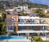 New contemporary villa with panoramic sea view