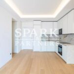 Superb, fully renovated 2-room apartment – Gallery 5