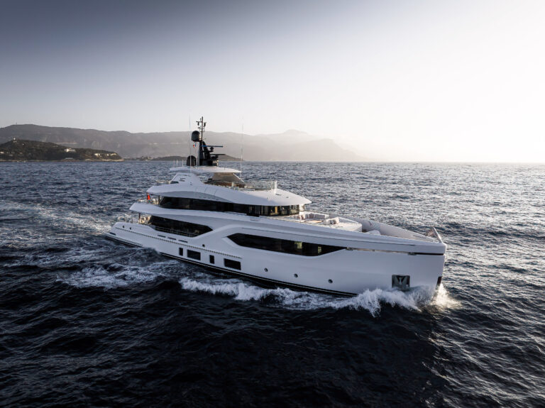 Yacht Charter – M/Y ACE
Builder: Conrad Shipyard
L..