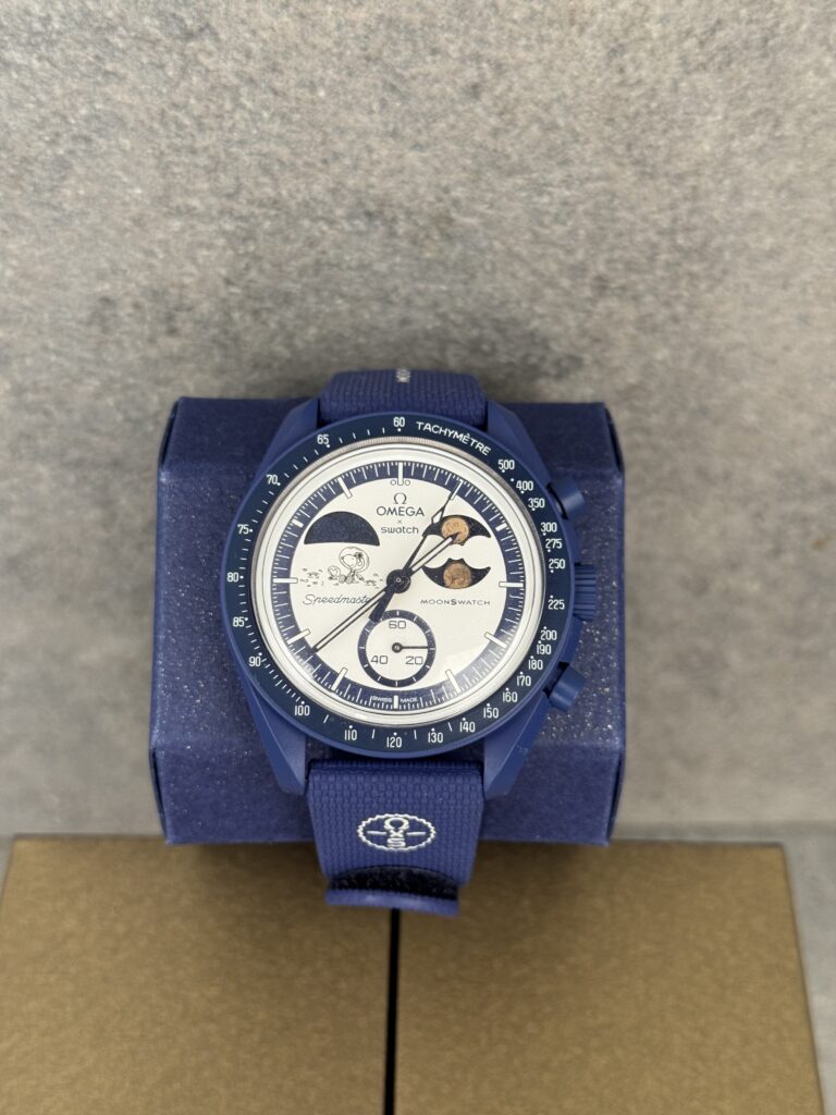 Hi, selling Swatch x Omega Snoopy Moonswatch Missi..
