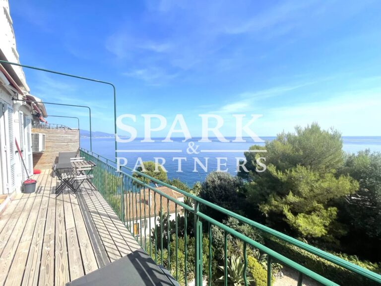 Roquebrune Cap Martin – Le Cap – Majestic 4-room duplex panoramic sea view
