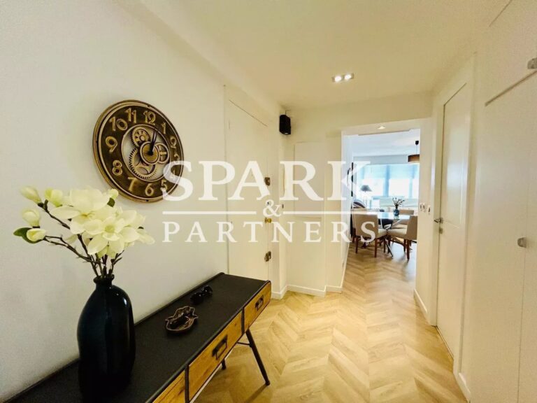 Carnoles – elegant 3-room apartment