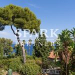 Roquebrune-Cap-Martin – Villa with pool near the beach – Featured
