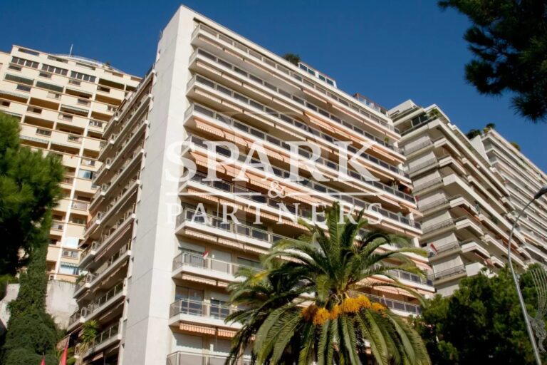 Monaco – Larvotto – 3 Rooms with great potential