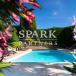 Villa Provençale Traditionnelle avec Vue Mer – Escapade de Rêve sur la Côte d’Azur – Gallery 5