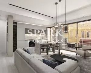 Monaco – Port- 3 room mixte use apartment