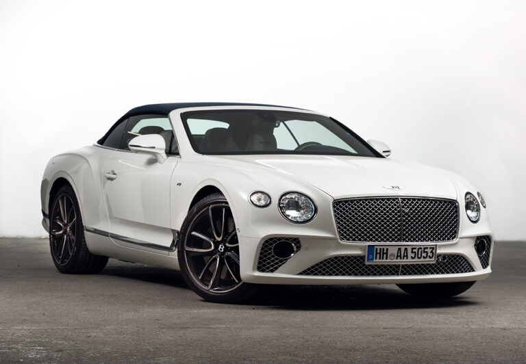 BENTLEY CONTINENTAL GTC RENTAL

The Bentley Contin..