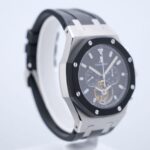 watch_175829785870958.jpg