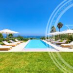 Chic Villa Retreat in Saint-Tropez with Pool, Gardens and Steps to Beach Clubs – Gallery 1