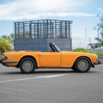Classic-Drivers-Nice-Cannes-Voiture-de-Collection-Triumph-TR6-Cabriolet-orange-a-louer-7HD