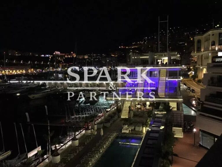 Monaco – Carré d’Or – Duplex 3 rooms