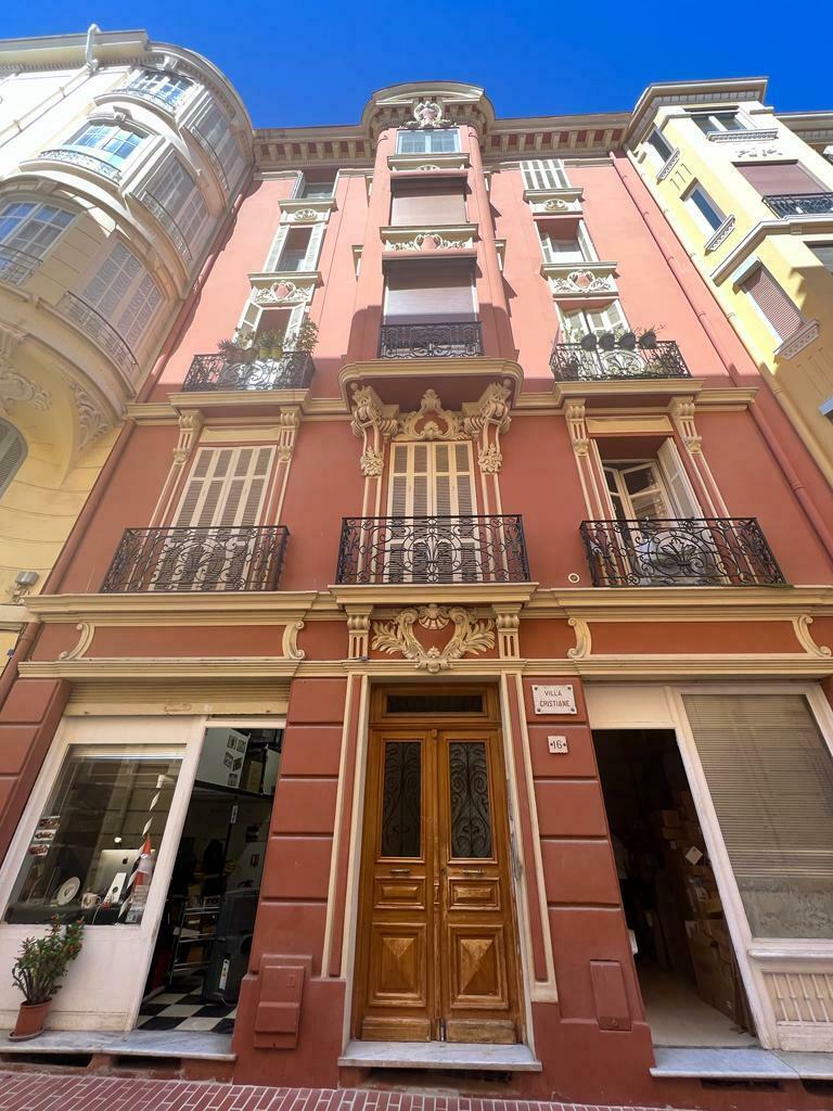FOR RENT – 1-BEDROOM – VILLA CHRISTIANE
Price: €3,..