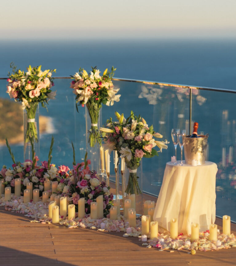 LUXURY EVENT MANAGEMENT & BESPOKE CONCIERGE SERVIC..