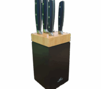 SEATTLE BLOCK + 5 JANUS KNIVES – SABATIER

Bring p..