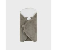 KHAKI FAUX FUR WALK BLANKET – NOUKIE’S

Price: €49..