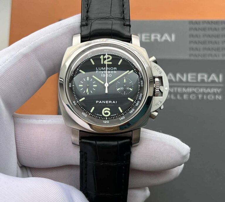 Panerai Luminor 1950 Flyback Chronograph PAM00212
..