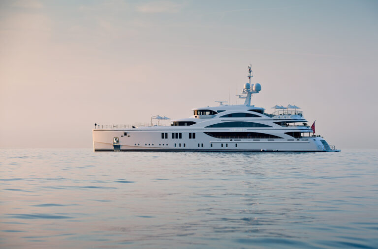Yacht Charter – M/Y SOUNDWAVEStep aboard M/Y Soun..