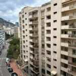 AMBASSADOR – BUREAU – Image 11