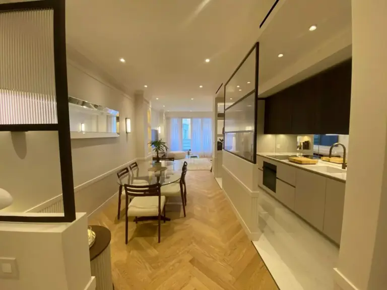 FOR SALE – CENTRAL MONACO | MODERN 4-ROOM APARTMEN..