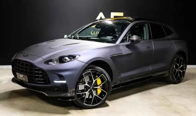 ASTON MARTIN DBX 707 RENTAL
The Aston Martin DBX 7..