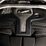 Aston-Martin-DBX-707-motore
