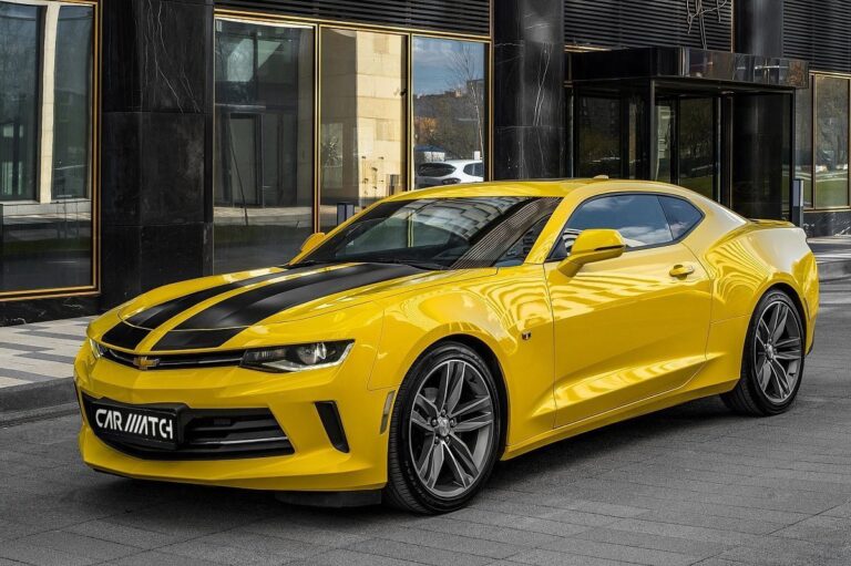 CHEVROLET CAMARO RENTAL
The Chevrolet Camaro deliv..