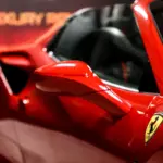 Ferrari-F8-Spider-fiancata