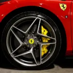 Ferrari-F8-Spider-pinza-freno