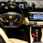 Ferrari-Portofino-M-plancia