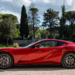 Ferrari_812_superfast_rental_10