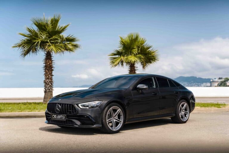 MERCEDES AMG GT 43 RENTAL
The Mercedes AMG GT 43 d..