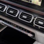 Mercedes-GLS600-Maybach-Control-Panel