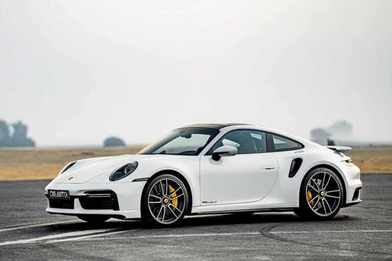 PORSCHE 911 TURBO S RENTAL
The Porsche 911 Turbo S..