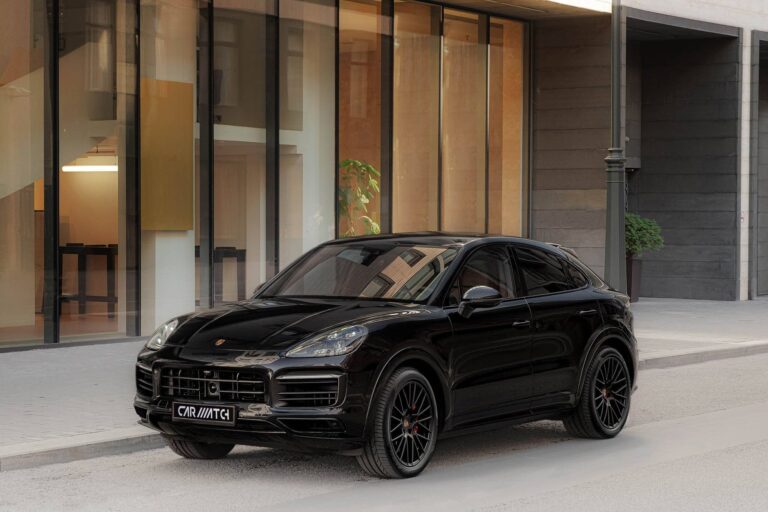 PORSCHE CAYENNE GTS RENTAL
The Porsche Cayenne GTS..