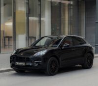 PORSCHE MACAN GTS RENTAL
The Porsche Macan GTS red..