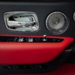 Rolls-Royce-Cullinan-Black-Badge-Interior-Door-Controls-Closeup
