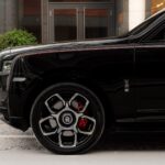 Rolls-Royce-Cullinan-Black-Badge-Side
