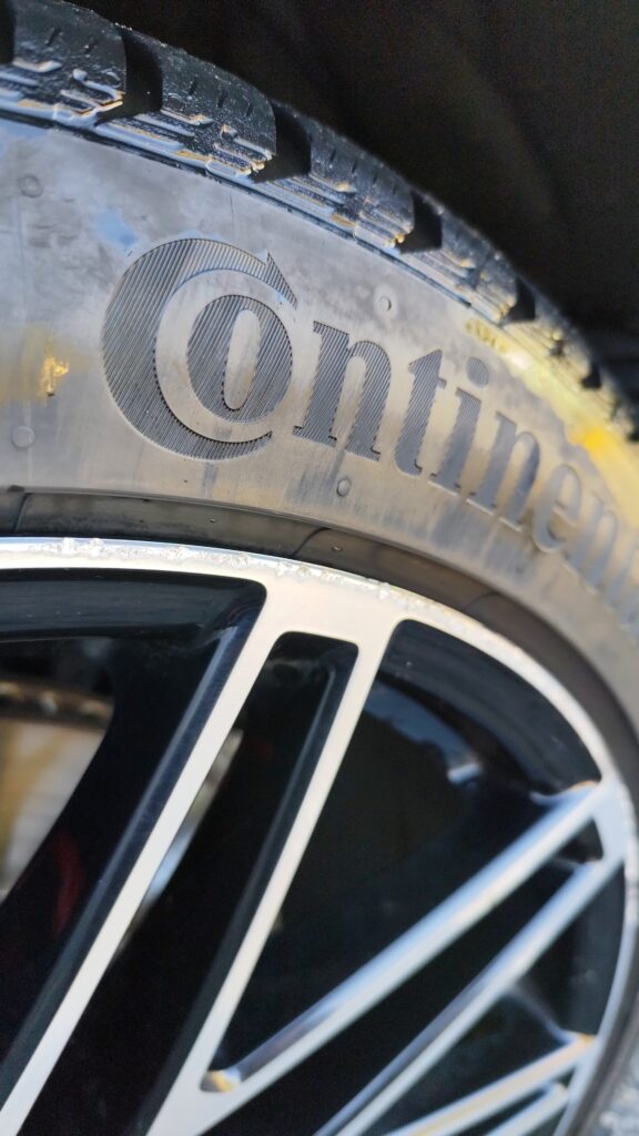 Vends Macan S, premiere mise en circulation 19/05/..