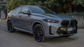 BMW X6 40D M SPORT RENTAL
The BMW X6 xDrive40d M S..