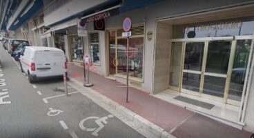 FOR SALE – COMMERCIAL PREMISES WITH WINDOW – MONTE..