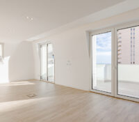 FOR RENT – PRESTIGIOUS 5-ROOM APARTMENT – LA LESTR..
