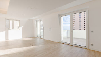 FOR RENT – PRESTIGIOUS 5-ROOM APARTMENT – LA LESTR..