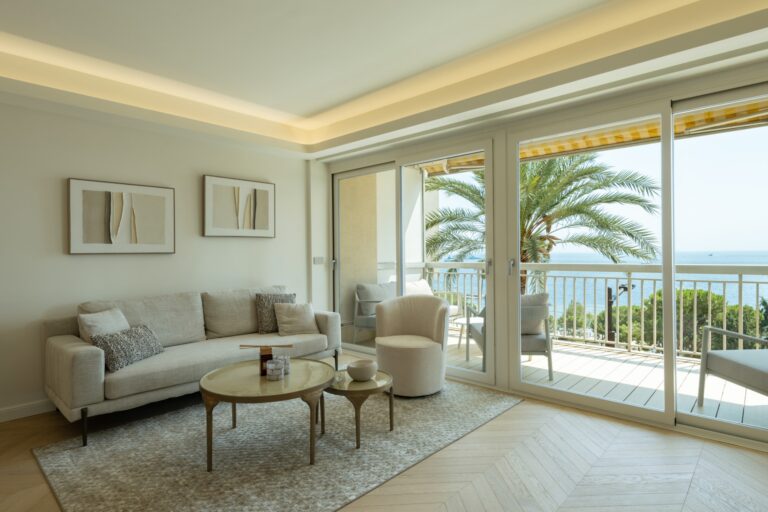 FOR SALE – CASABIANCA – 3 ROOMS LARVOTTO – SEA VIE..