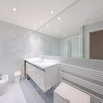 Apartment to renovate in the heart of the Carré d’Or – Résidence Les Acanthes – Gallery 7